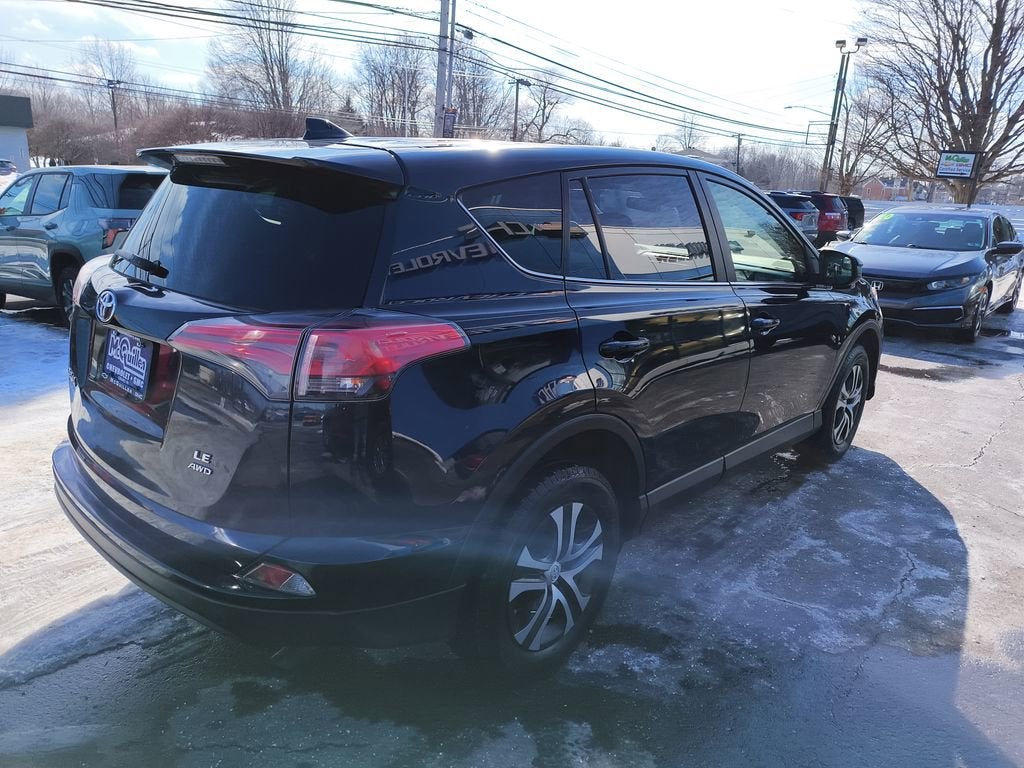 2017 Toyota RAV4 LE