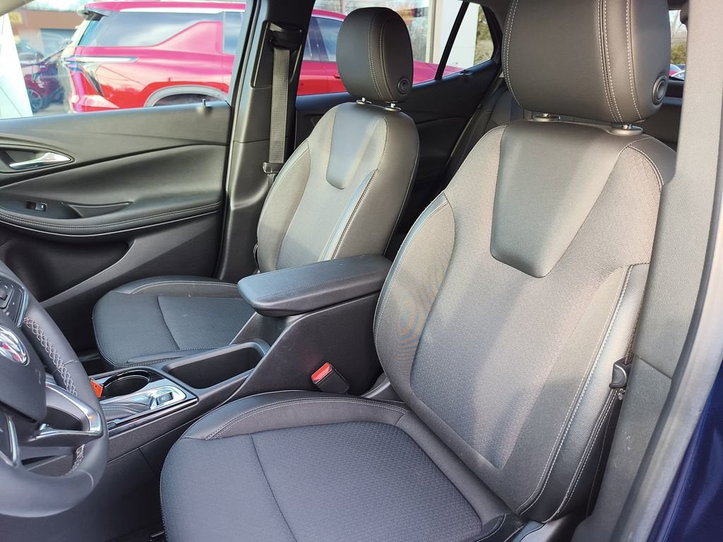 2022 Buick Encore GX Select