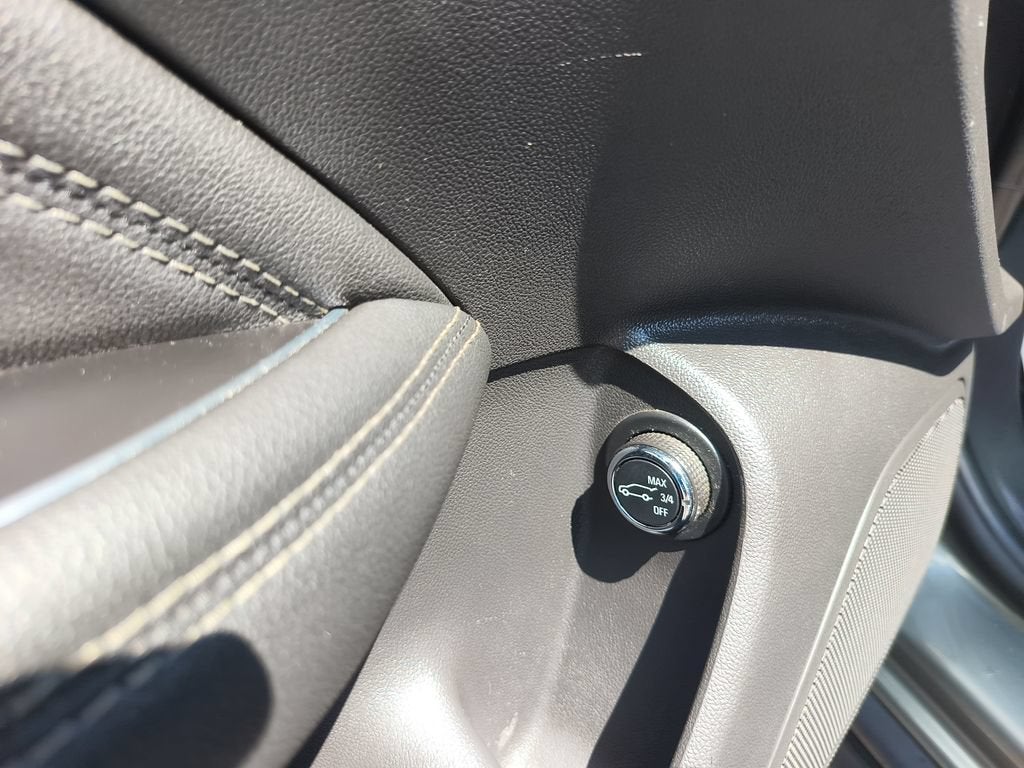 2018 Buick Regal TourX Essence