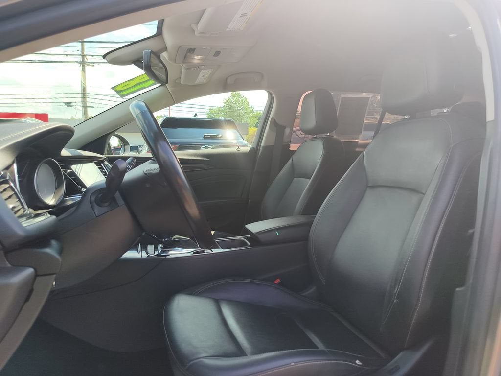 2018 Buick Regal TourX Essence