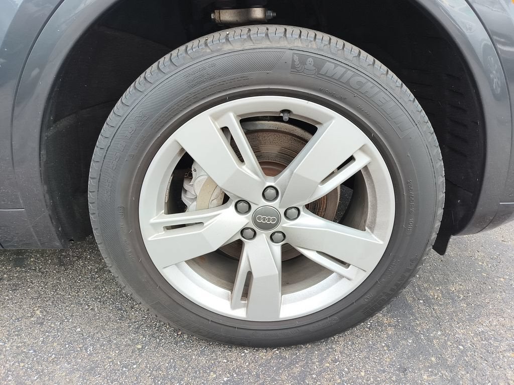 2019 Audi Q5 45 Premium