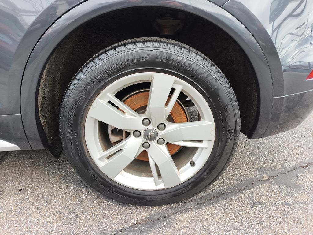 2019 Audi Q5 45 Premium