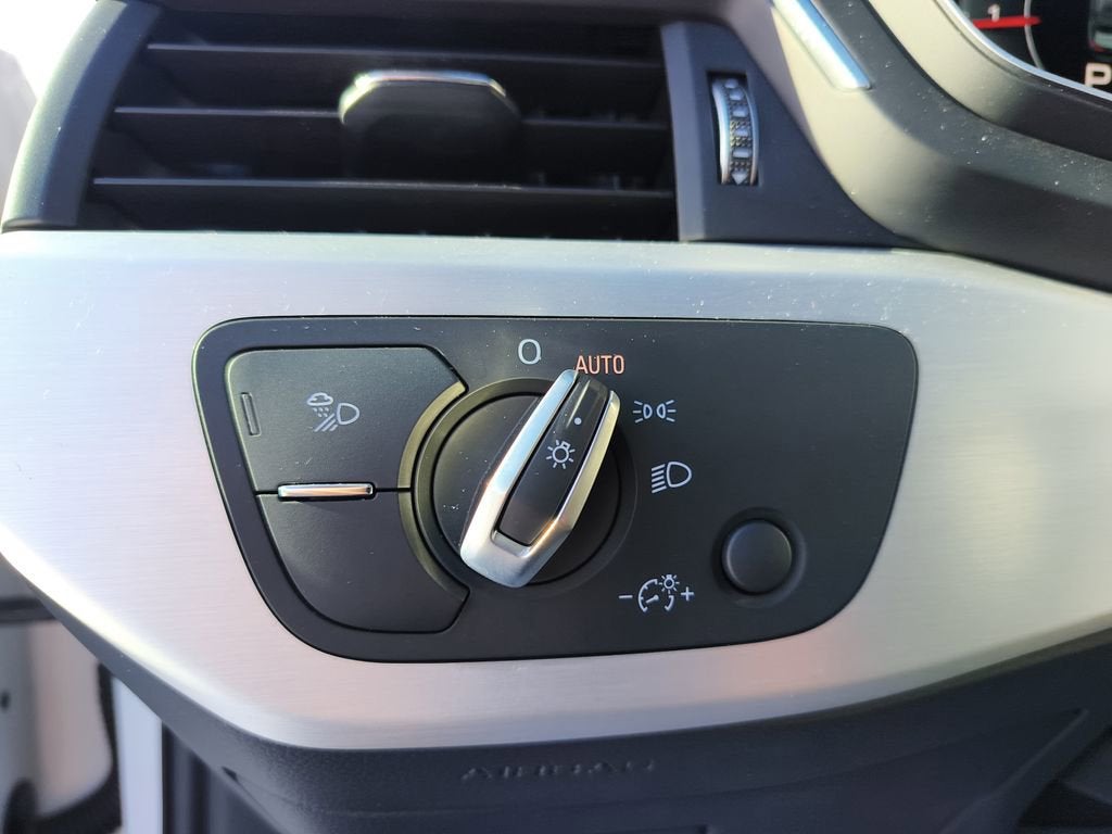 2022 Audi A4 Premium Plus 45 TFSI S line quattro S tronic