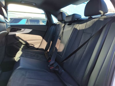 2022 Audi A4 Premium Plus 45 TFSI S line quattro S tronic