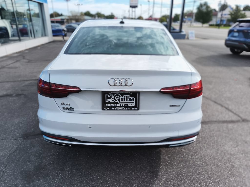 2022 Audi A4 Premium Plus 45 TFSI S line quattro S tronic