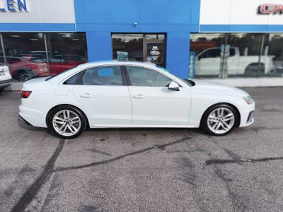 2022 Audi A4 Premium Plus 45 TFSI S line quattro S tronic