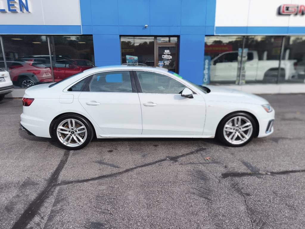2022 Audi A4 Premium Plus 45 TFSI S line quattro S tronic