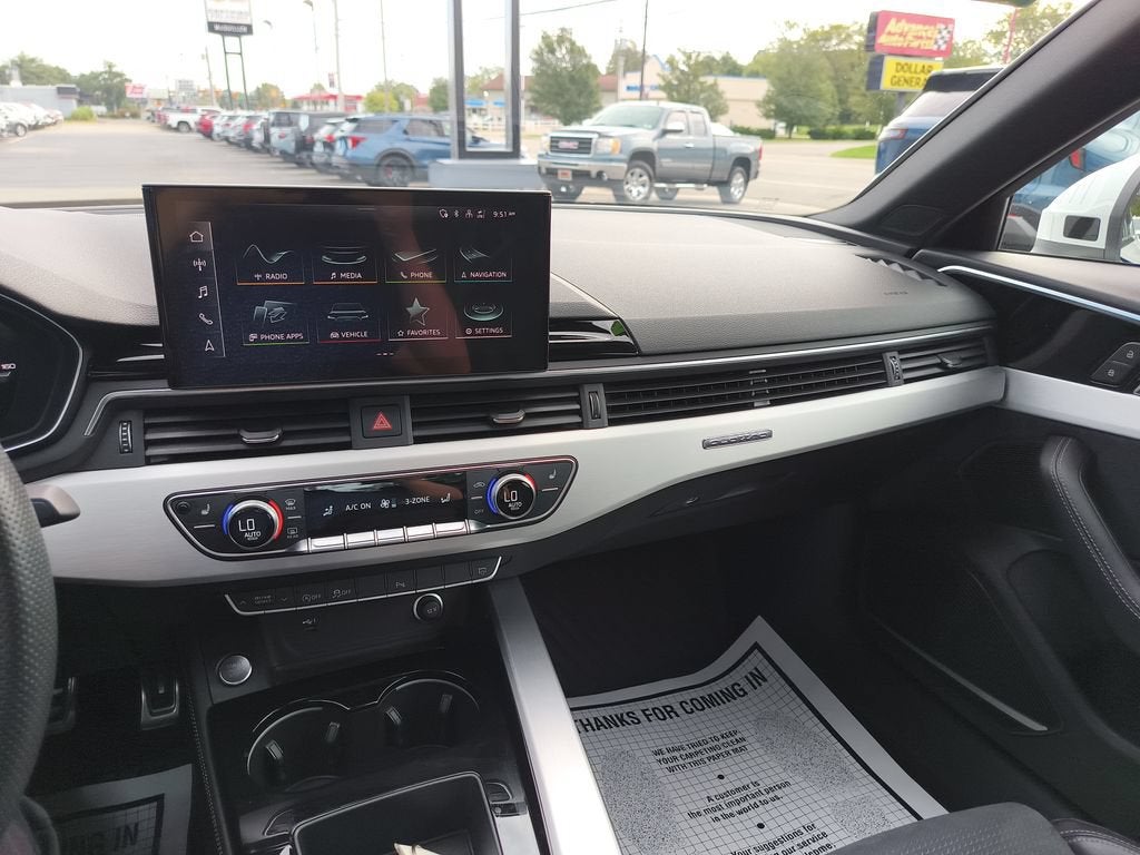 2022 Audi A4 Premium Plus 45 TFSI S line quattro S tronic