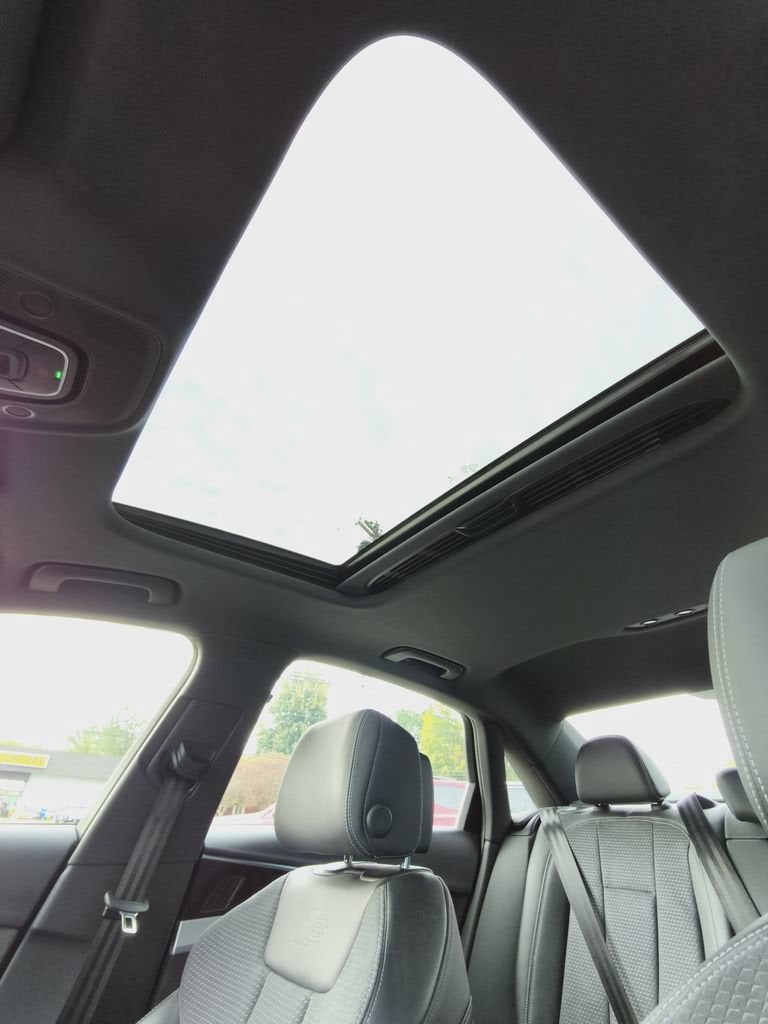 2022 Audi A4 Premium Plus 45 TFSI S line quattro S tronic