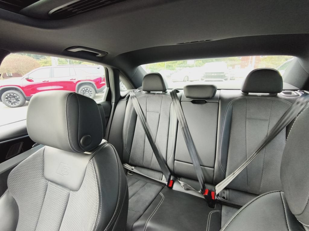 2022 Audi A4 Premium Plus 45 TFSI S line quattro S tronic