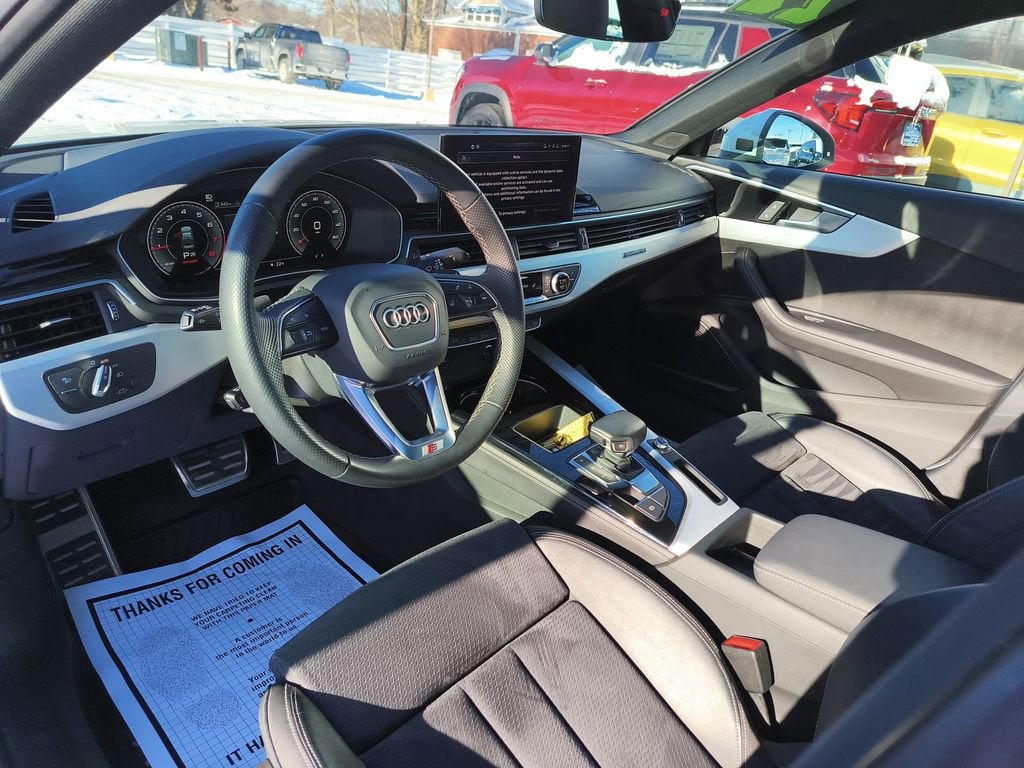 2022 Audi A4 Premium Plus 45 TFSI S line quattro S tronic